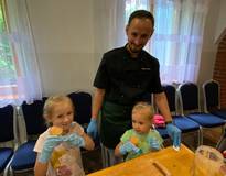 Obraz przedstawiający Ananasy z naszej klasy.. czyli kolejne warsztaty kulinarne