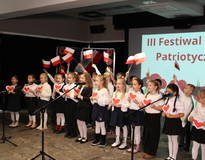 Obraz przedstawiający III Festiwal Pieśni Patriotycznej